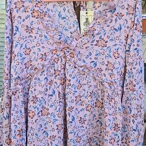 EASEL NWT Lavender Floral Ruffle Babydoll Blouse Oversized MED. fits Like LG